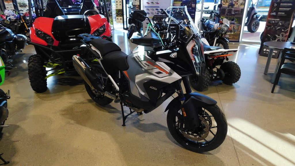 2024 KTM 1290 Super Adventure S SUPER ADVENTURE S in Kalamazoo, MI