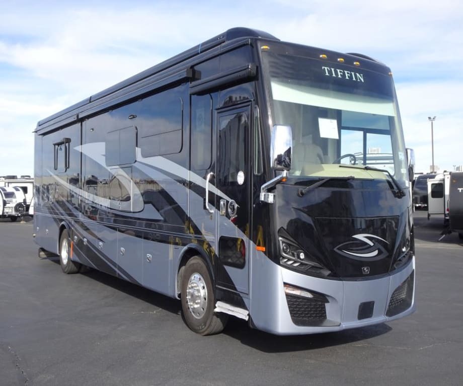 2026 Tiffin PHAETON 40IH RV