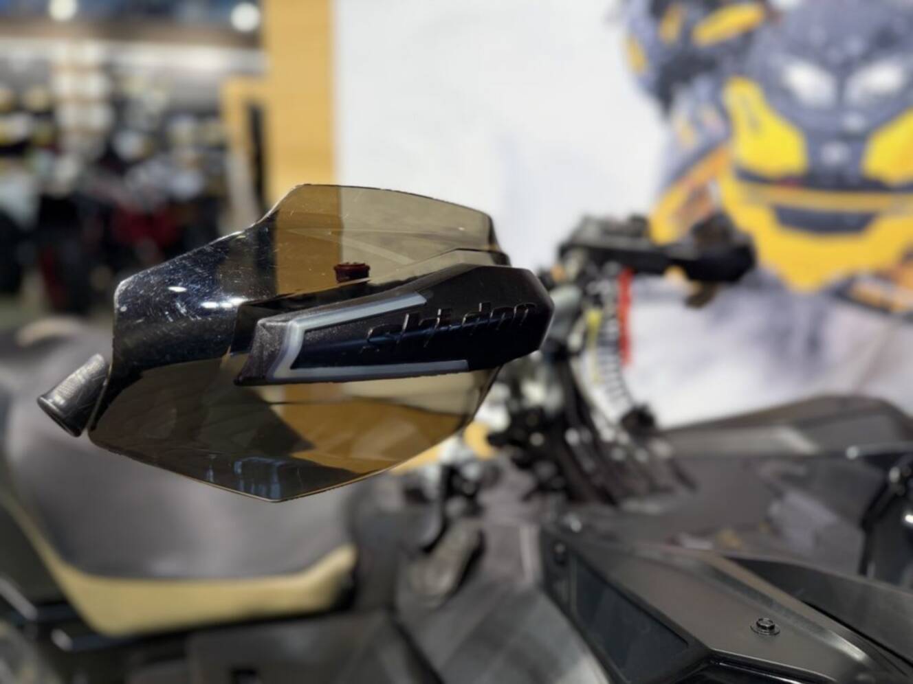 A photo of this 2022 Ski-Doo Mach Z Rotax® 900 ACE Turbo R 2-ply RipSaw II 1.