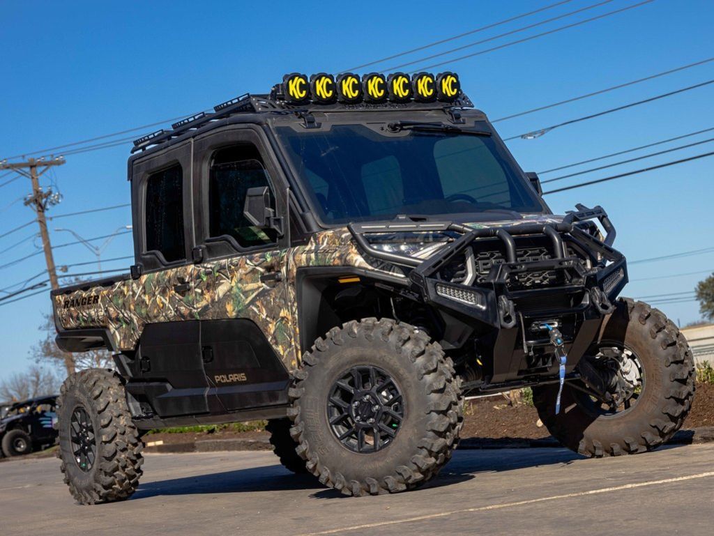 2025 Polaris® Ranger Crew XD 1500 NorthStar Ultimate Polaris Pursuit  in new braunfels TX