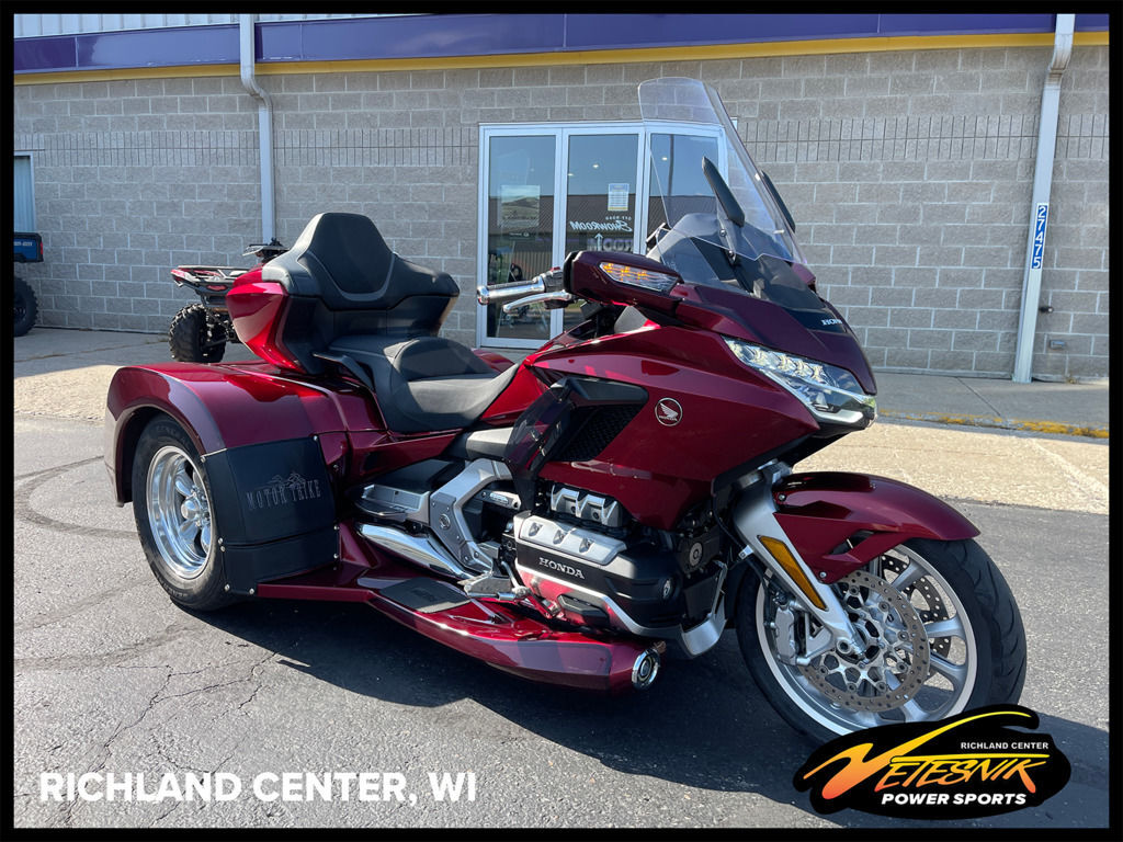 2023 Honda® Gold Wing Tour 1800 TOUR in Richland Center, WI