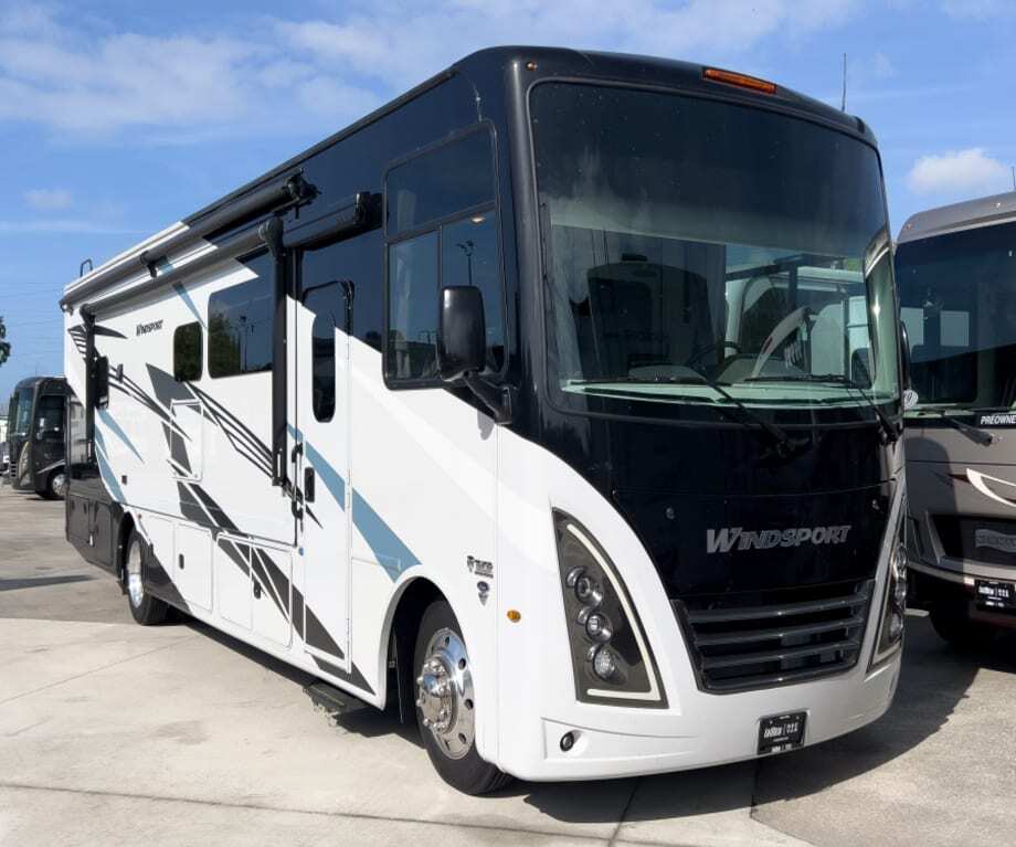 2025 Thor Motor Coach WINDSPORT 34R in sanford FL