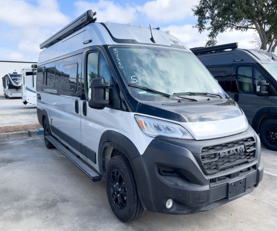 2026 Winnebago TRAVATO BU259K in fort lauderdale FL