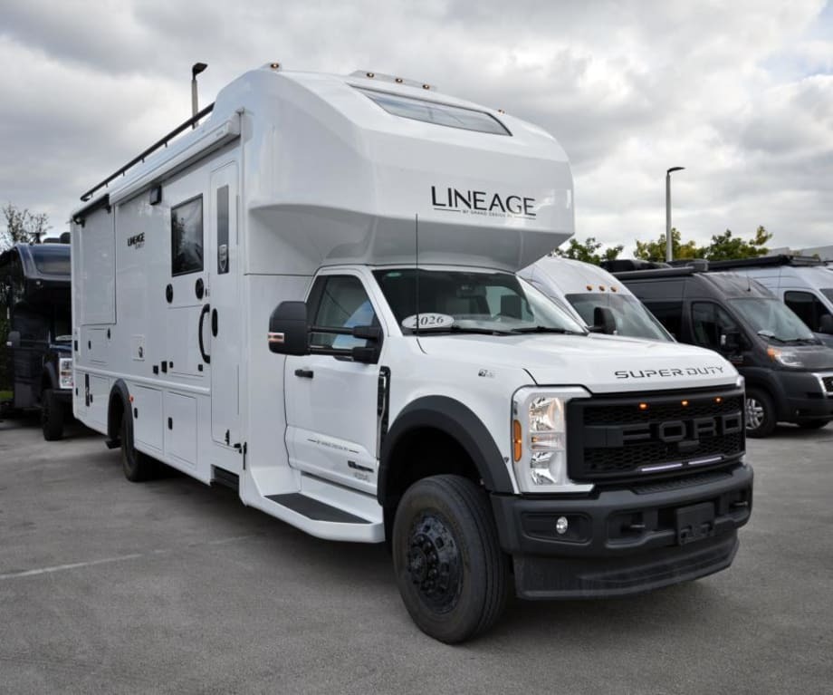 2026 Grand Design LINEAGE SERIES F 31ZW-FBP in fort lauderdale FL