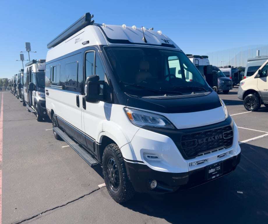 2026 Winnebago TRAVATO BU259K-NP RV