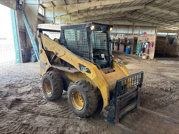 2006 Caterpillar 252B in Lisle, IL