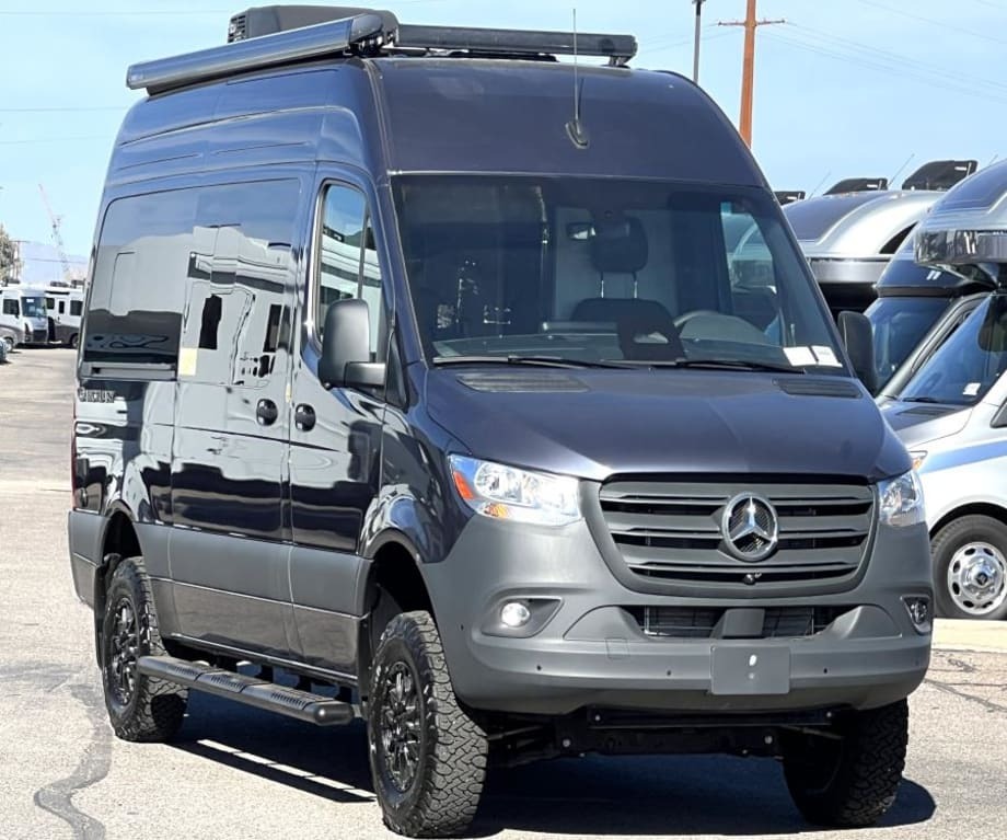 2026 Thor Motor Coach SANCTUARY 19P-S RV