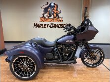 Check out the 2025 Harley-Davidson Road Glide Key Highlights image