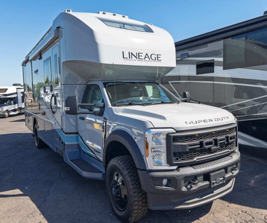 2026 Grand Design LINEAGE SERIES F 31ZW5-FBP in mesa AZ