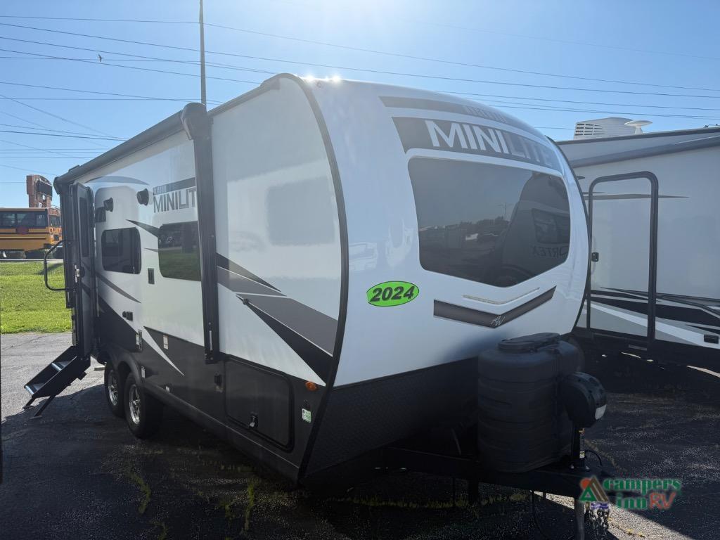 2024 Forest River Rv Rockwood Mini Lite 2109S in davenport IA