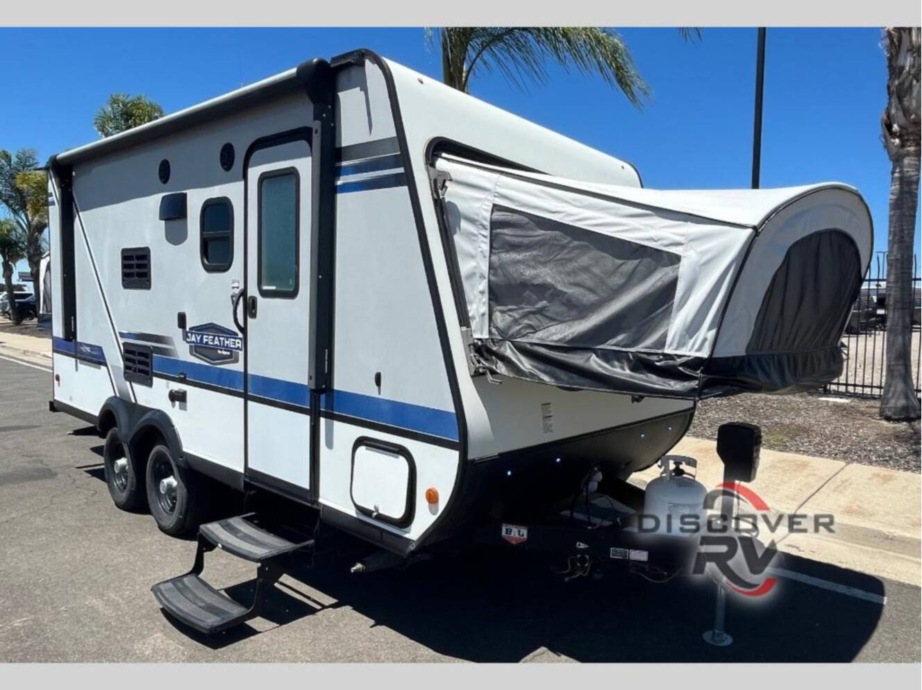 A photo of this 2018 Jayco Jay Feather 7 17XFD
