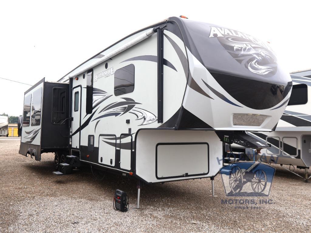 2016 Keystone Rv Avalanche 355RK RV