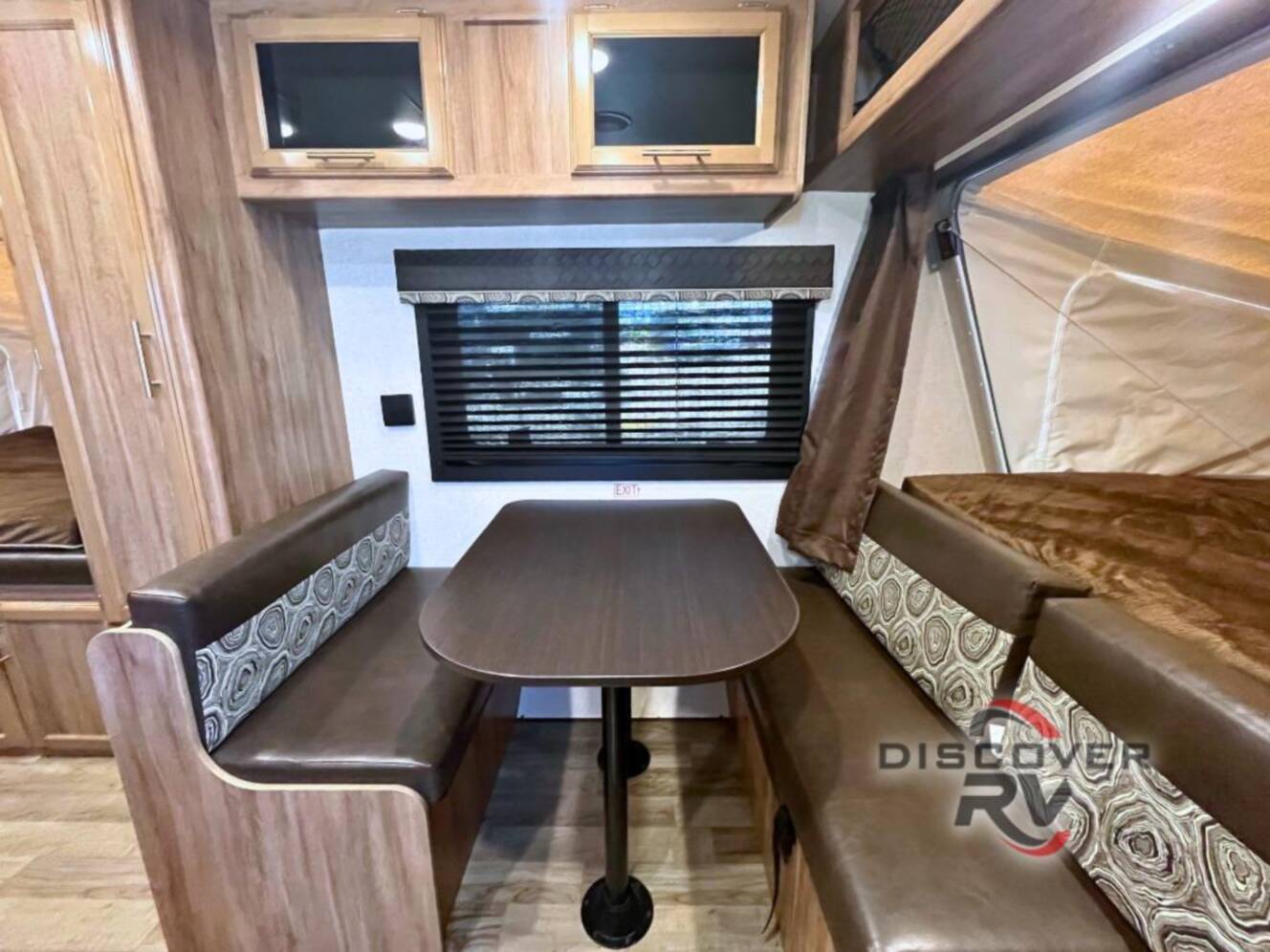 A photo of this 2018 Jayco Jay Feather 7 17XFD