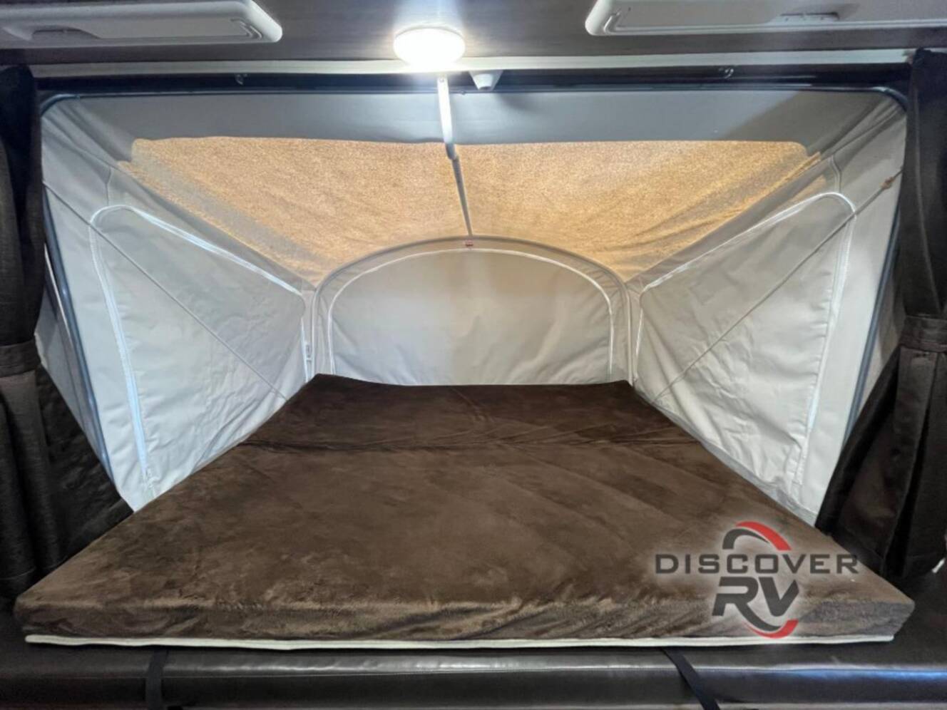 A photo of this 2018 Jayco Jay Feather 7 17XFD