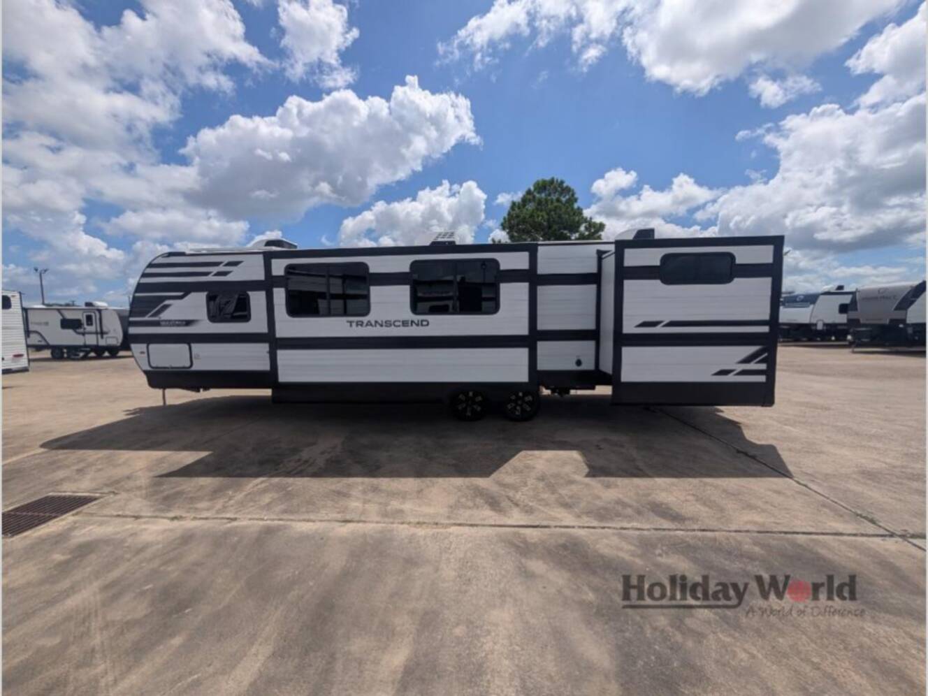 A photo of this 2027 Grand Design Transcend 325BHT