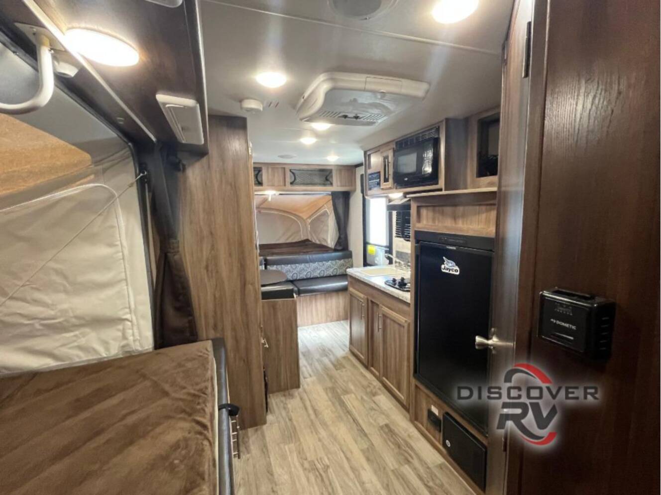 A photo of this 2018 Jayco Jay Feather 7 17XFD