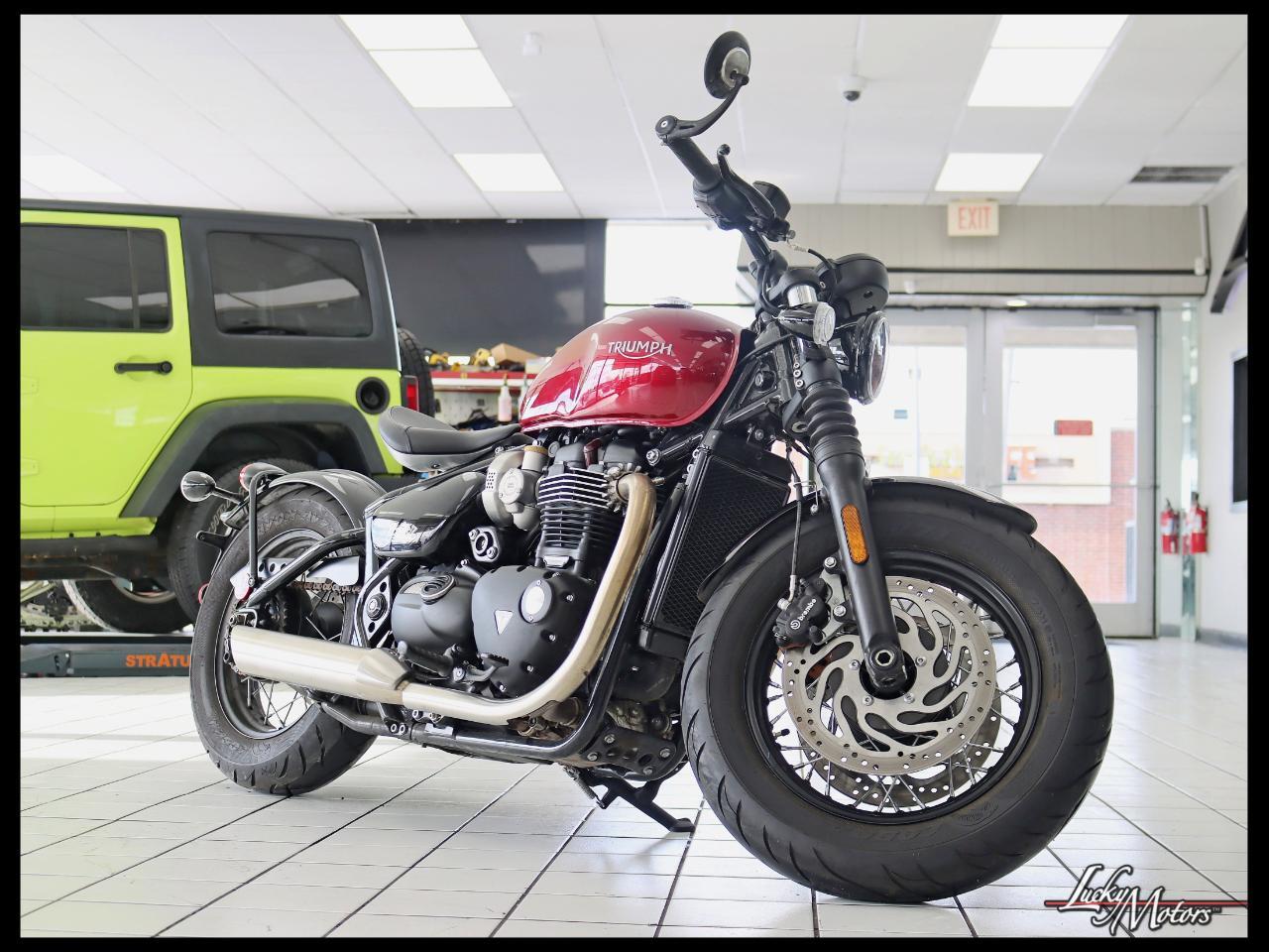 2022 Triumph Bonneville Bobber BASE in Villa Park, IL