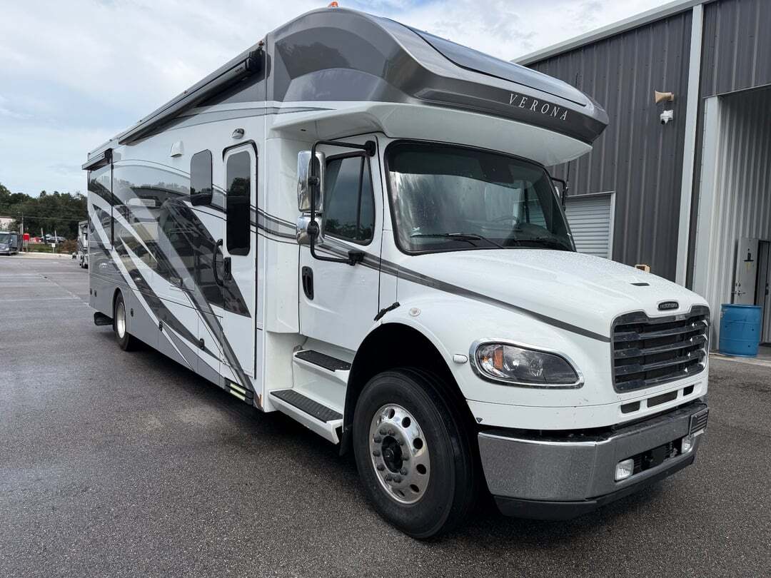 2024 Renegade Rv Verona 36VSB in seffner FL