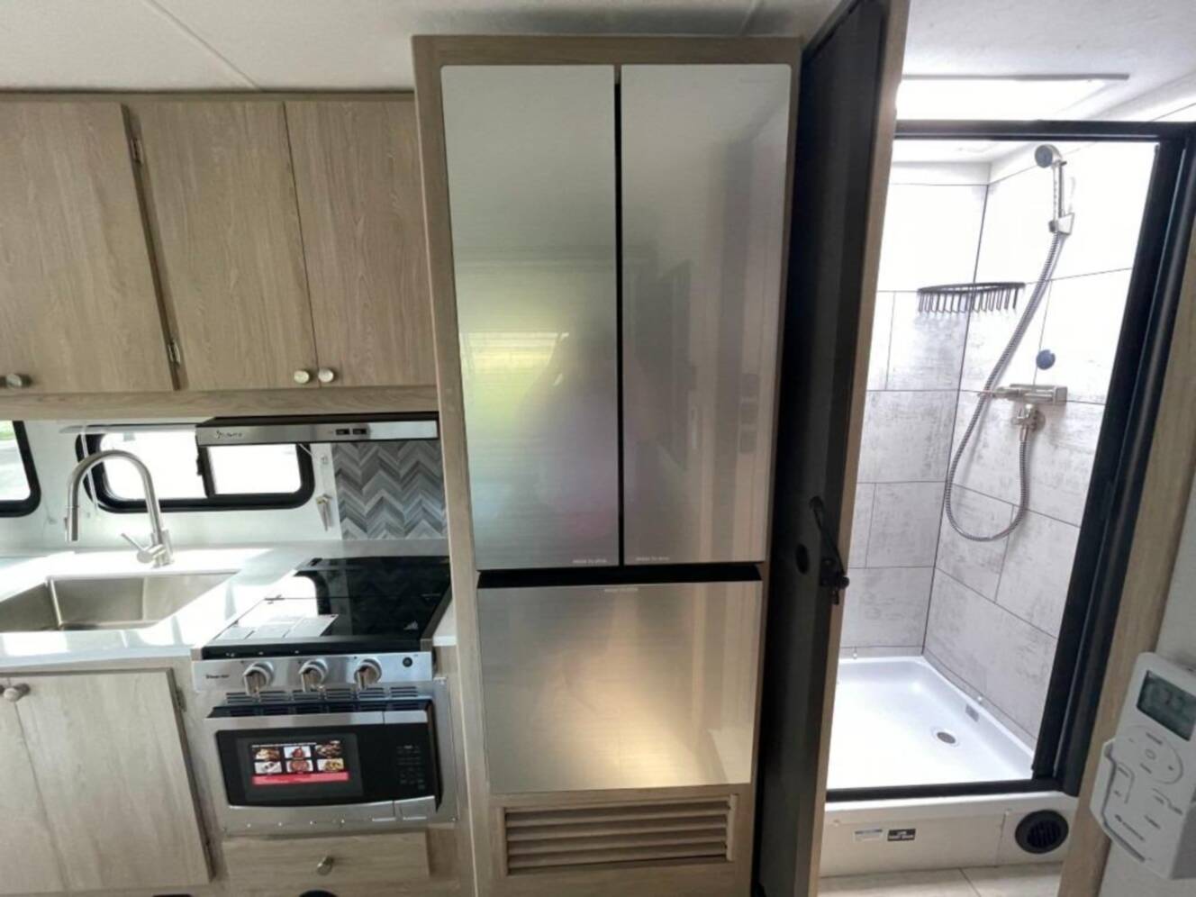 A photo of this 2027 Coachmen Rv Leprechaun 319MB Ford 450