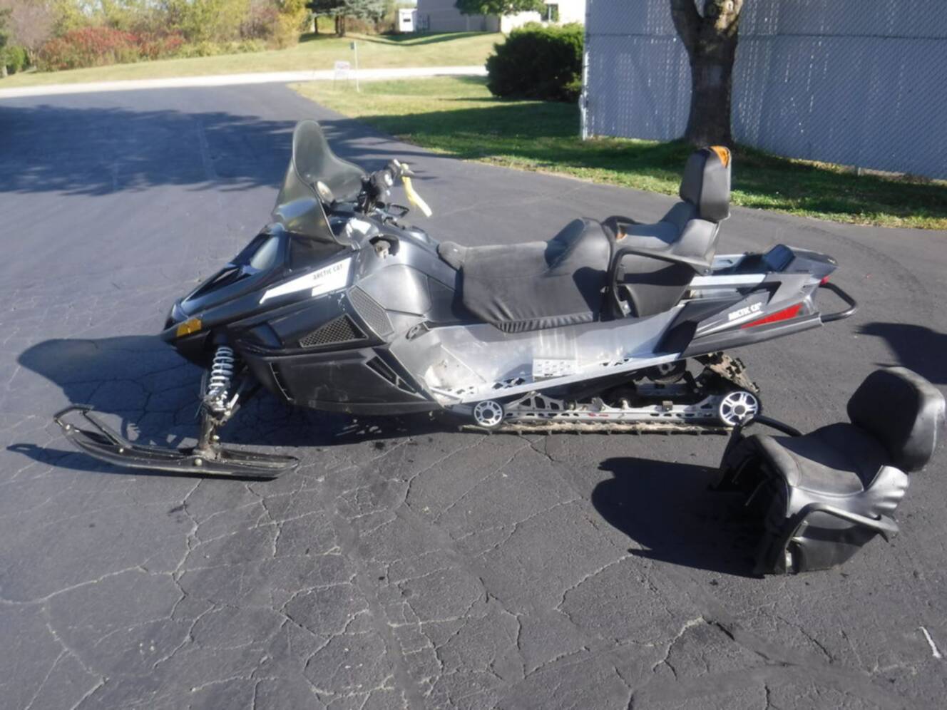 A photo of this 2016 Arctic Cat® LYNX 2000 LT ES