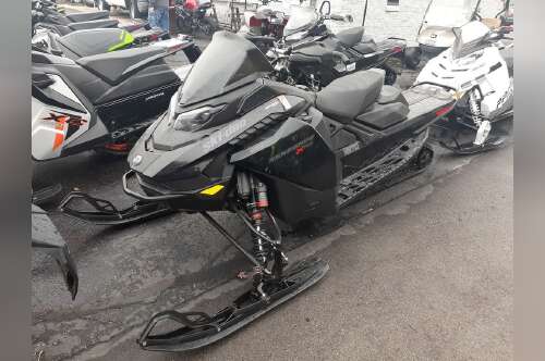 2023 Ski-Doo MXZ® X-RS® Rotax® 850 E-TEC Ice R_10.25"_Smart-S & T in big bend WI