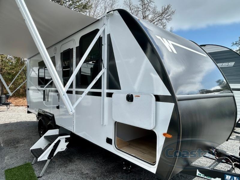 2026 Winnebago Micro Minnie 2000FRB RV