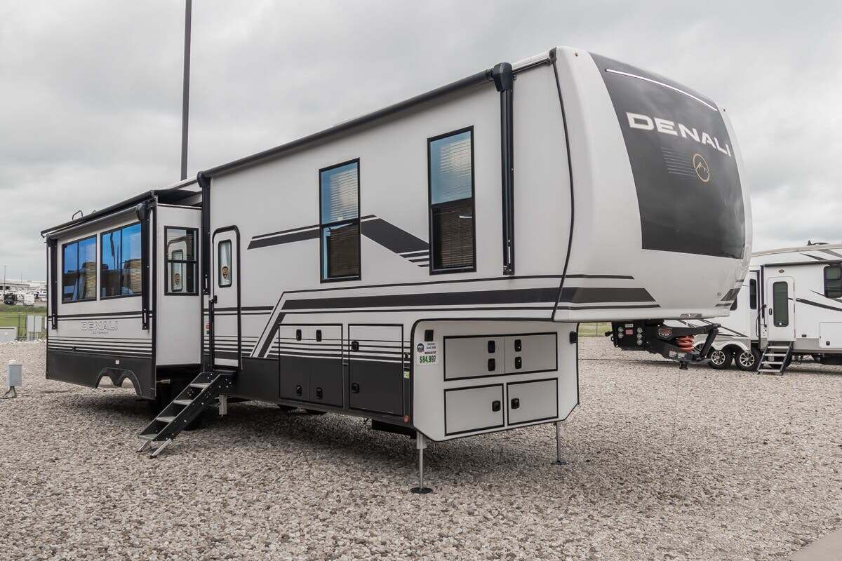 2026 Dutchmen Denali 366RK in alvarado TX