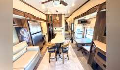 2018 Palomino Columbus Compass 298RLC RV
