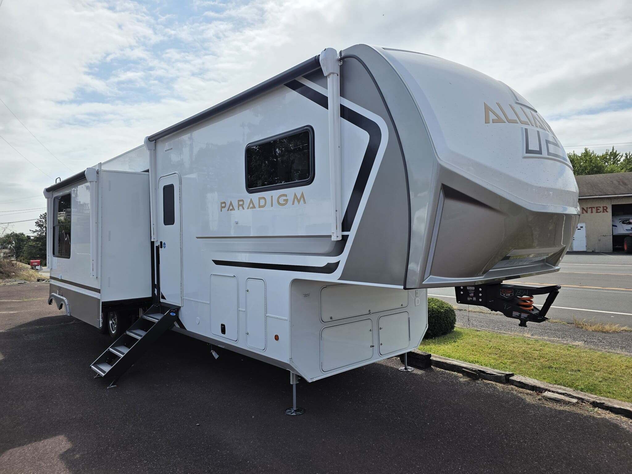 2026 Alliance Rv Paradigm 395DS in souderton PA