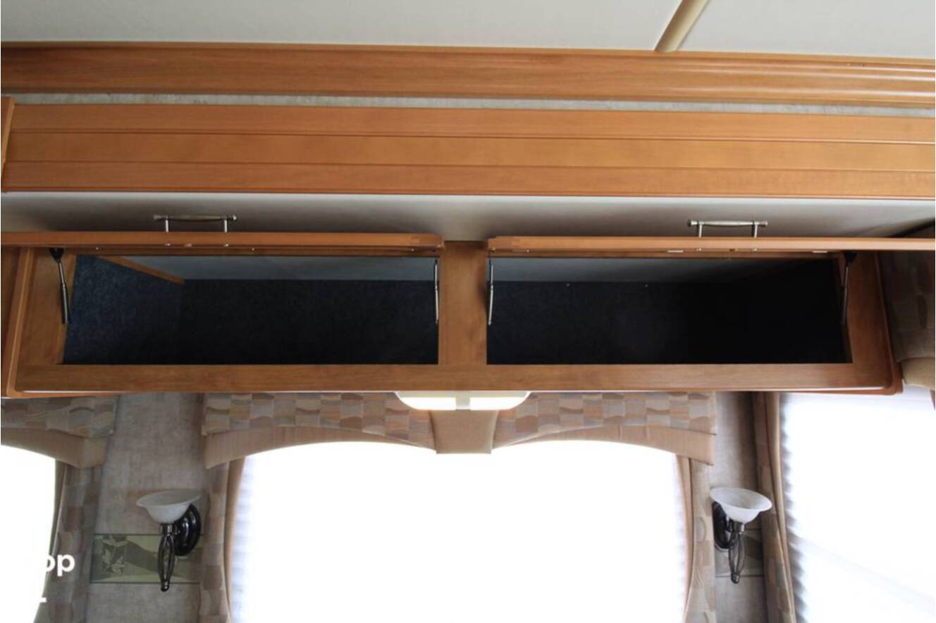 A photo of this 2007 Fleetwood Discovery 39S