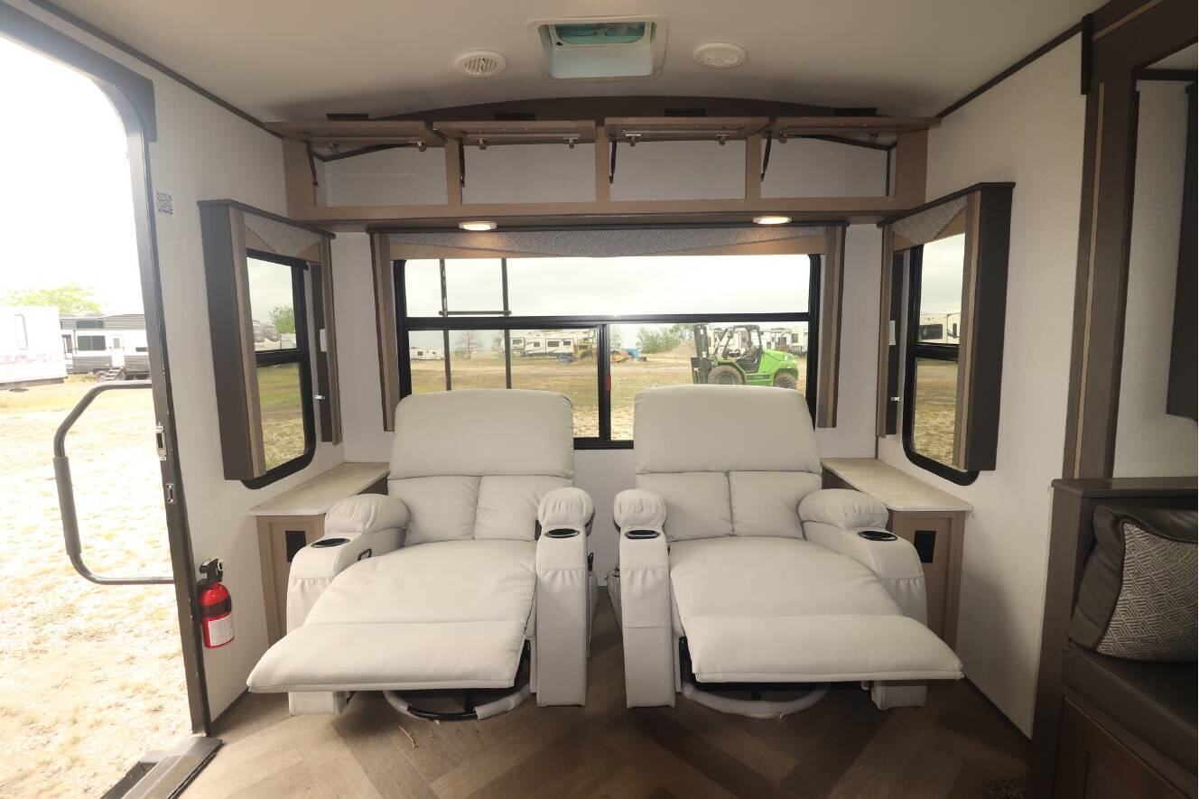 A photo of this 2021 Cruiser Rv Corp TWILIGHT SIGNATURE TW2500