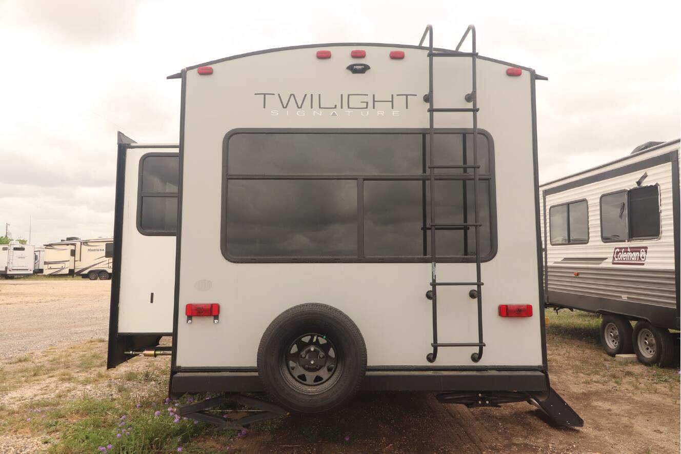 A photo of this 2021 Cruiser Rv Corp TWILIGHT SIGNATURE TW2500