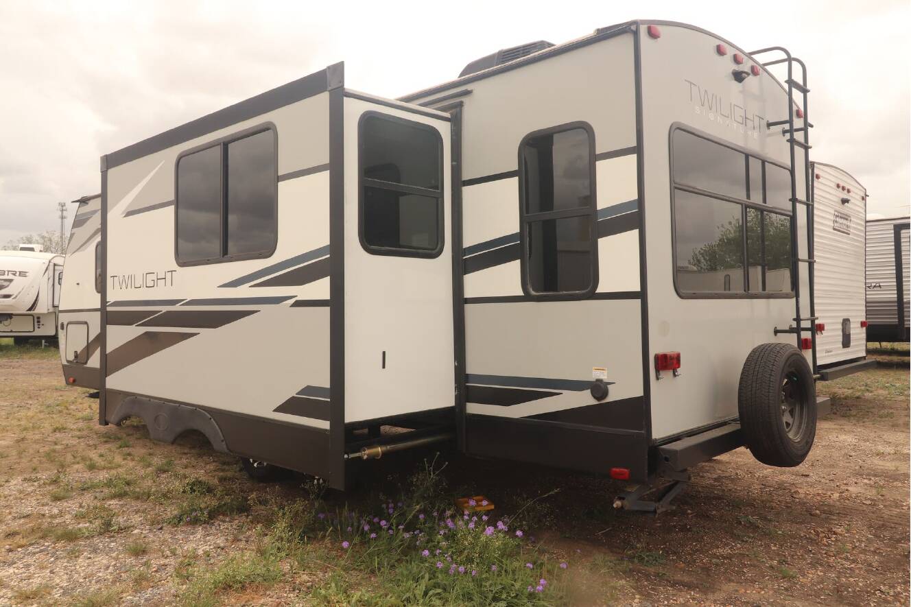 A photo of this 2021 Cruiser Rv Corp TWILIGHT SIGNATURE TW2500