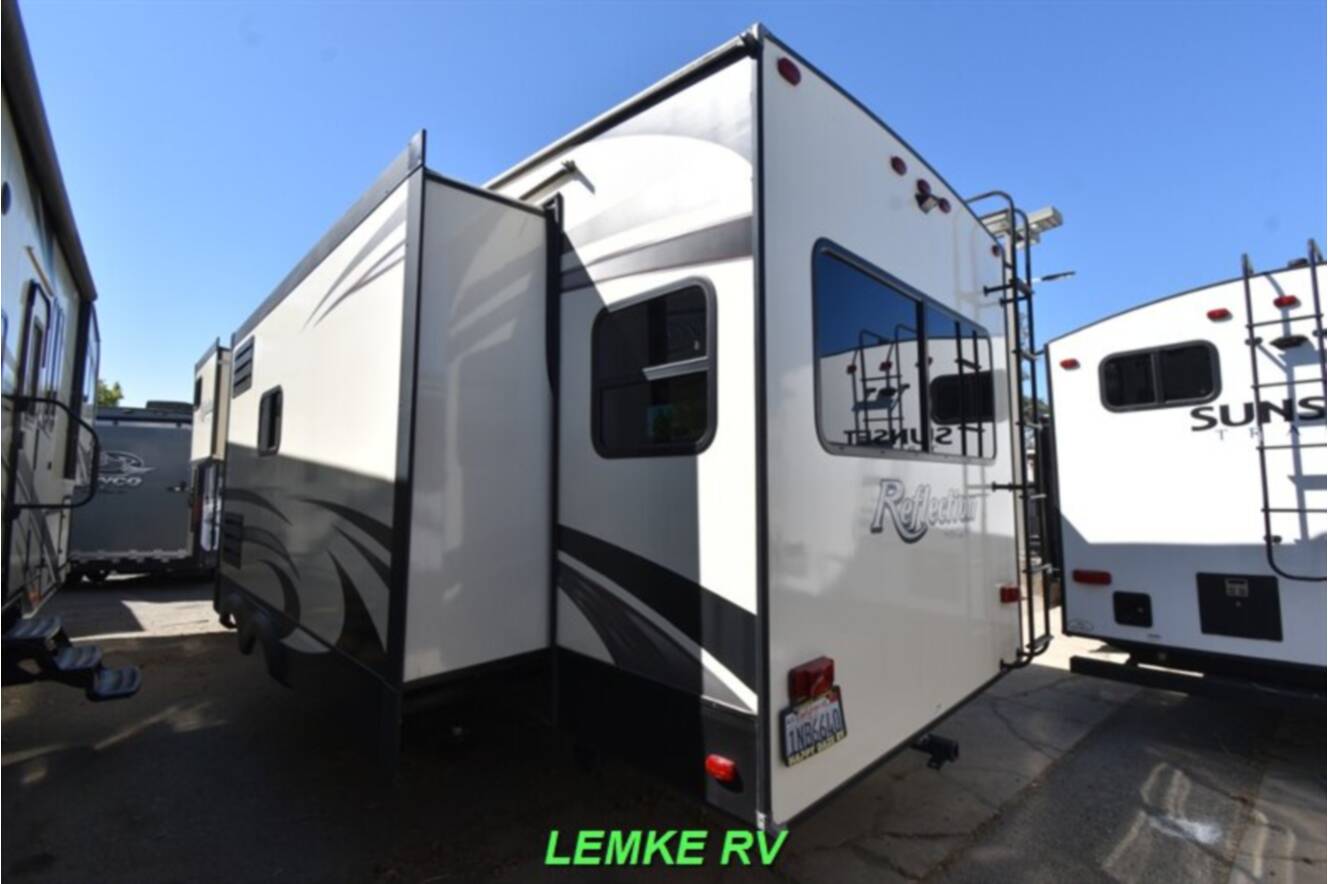 A photo of this 2019 Grand Design Reflection 303RLS