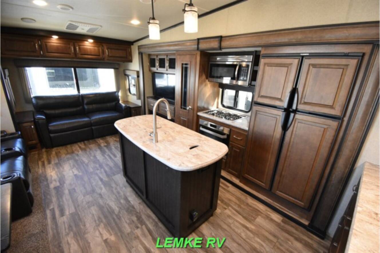 A photo of this 2019 Grand Design Reflection 303RLS