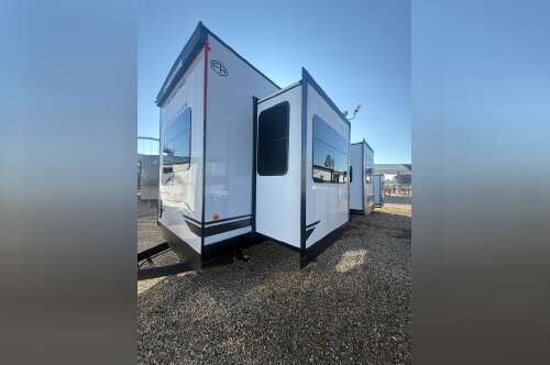 2026 Forest River Cherokee Timberwolf Black Label Destination Trailer 39D in fresno CA