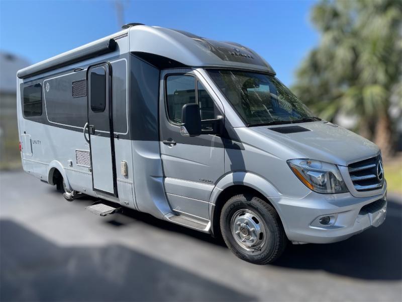 2018 Leisure Travel Unity 24TB in lakeland FL