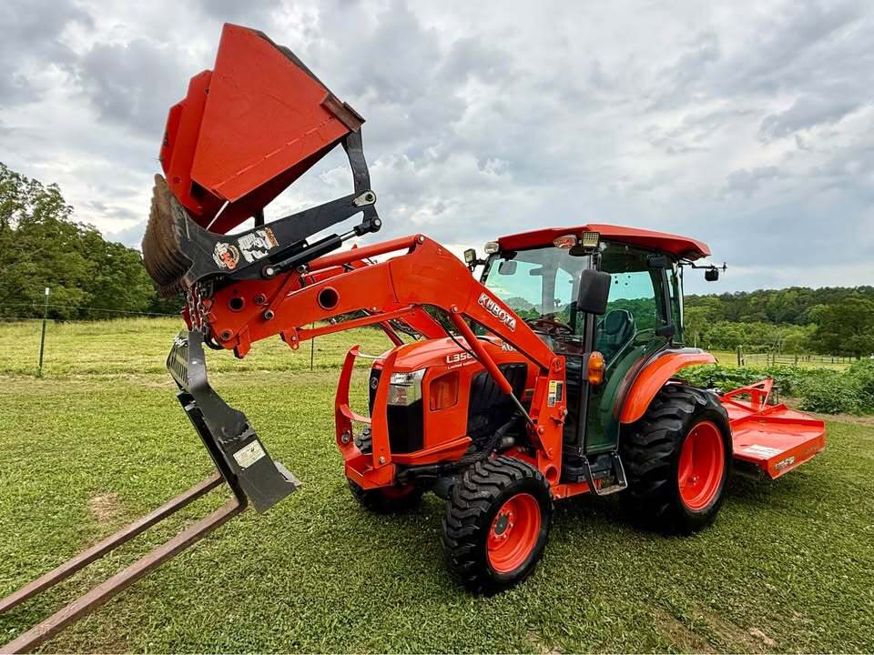 2021 KUBOTA L3560 in Charleston, SC