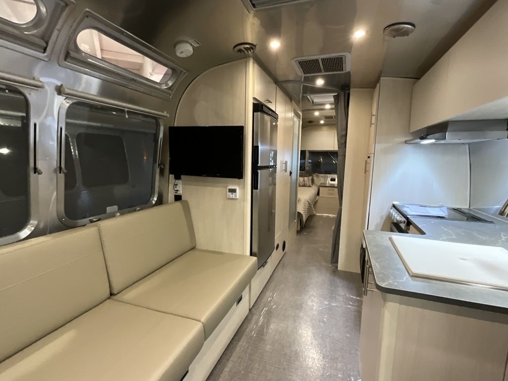 2024 Airstream Flying Cloud 27FB in reno NV