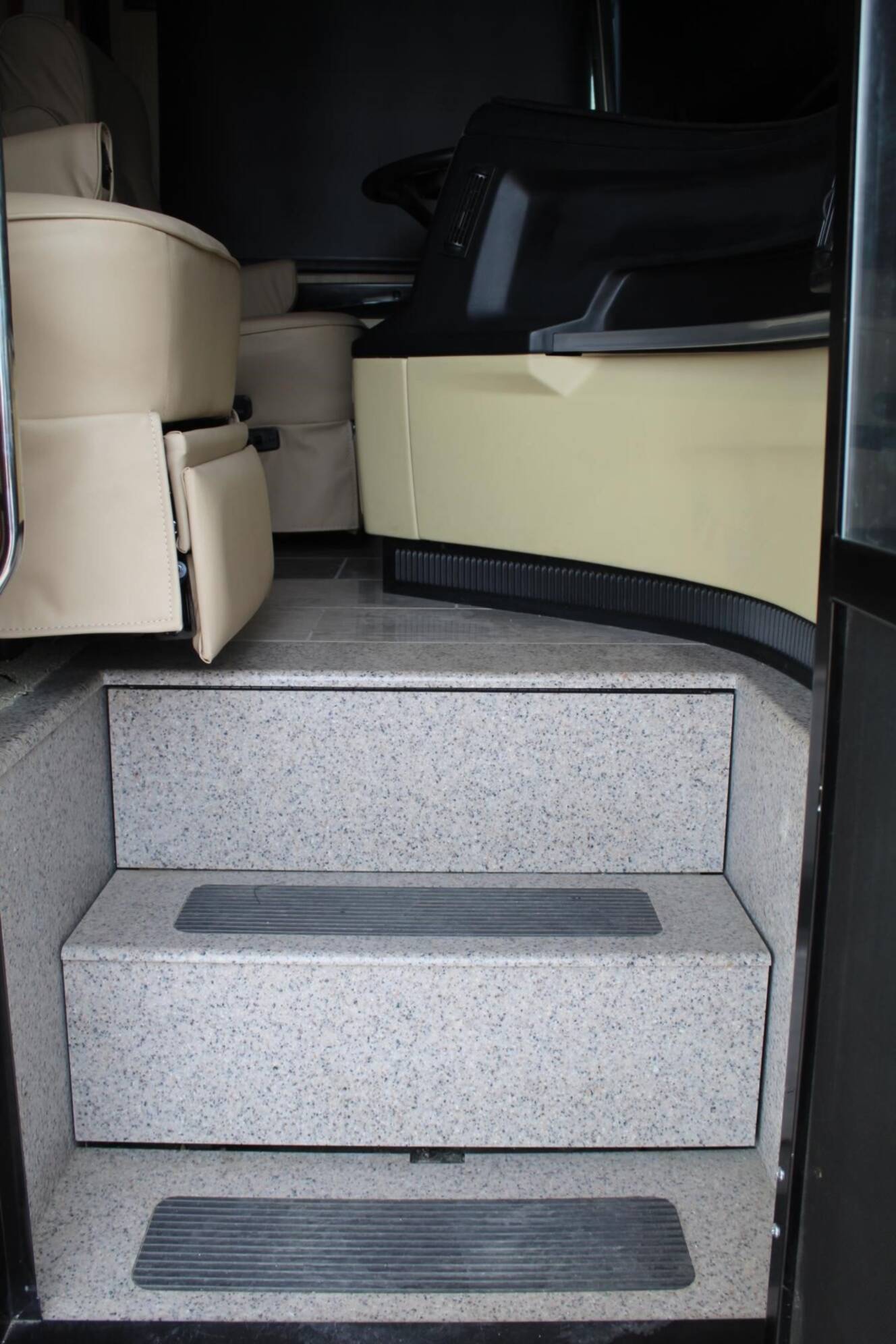 A photo of this 2016 Newmar VENTANA 3427