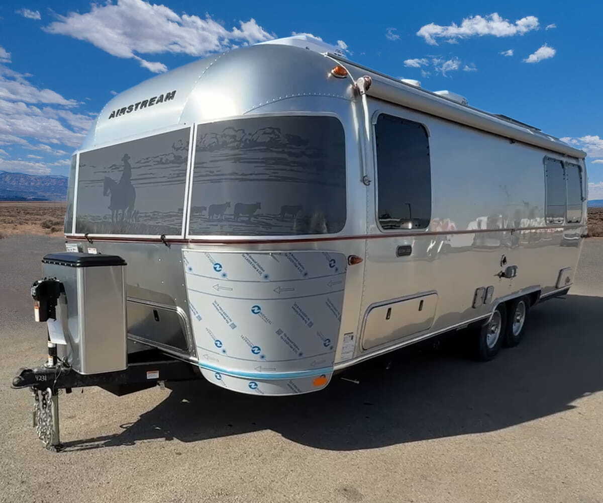2026 Airstream Stetson 6666 27FB Twin RV