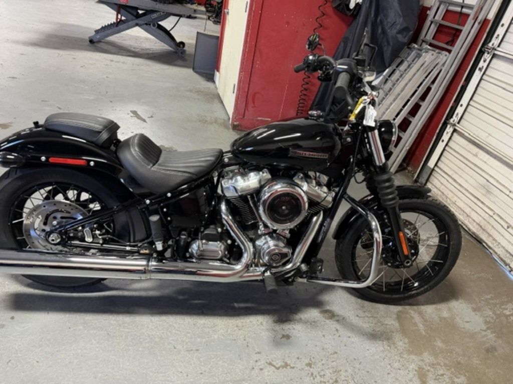 2025 Harley-Davidson® FXBB - Street Bob® STREET BOB in Virginia Beach, VA