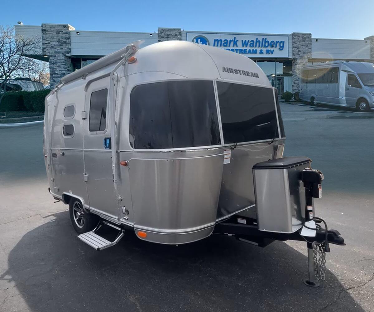 2025 Airstream Caravel 16RB in columbus OH