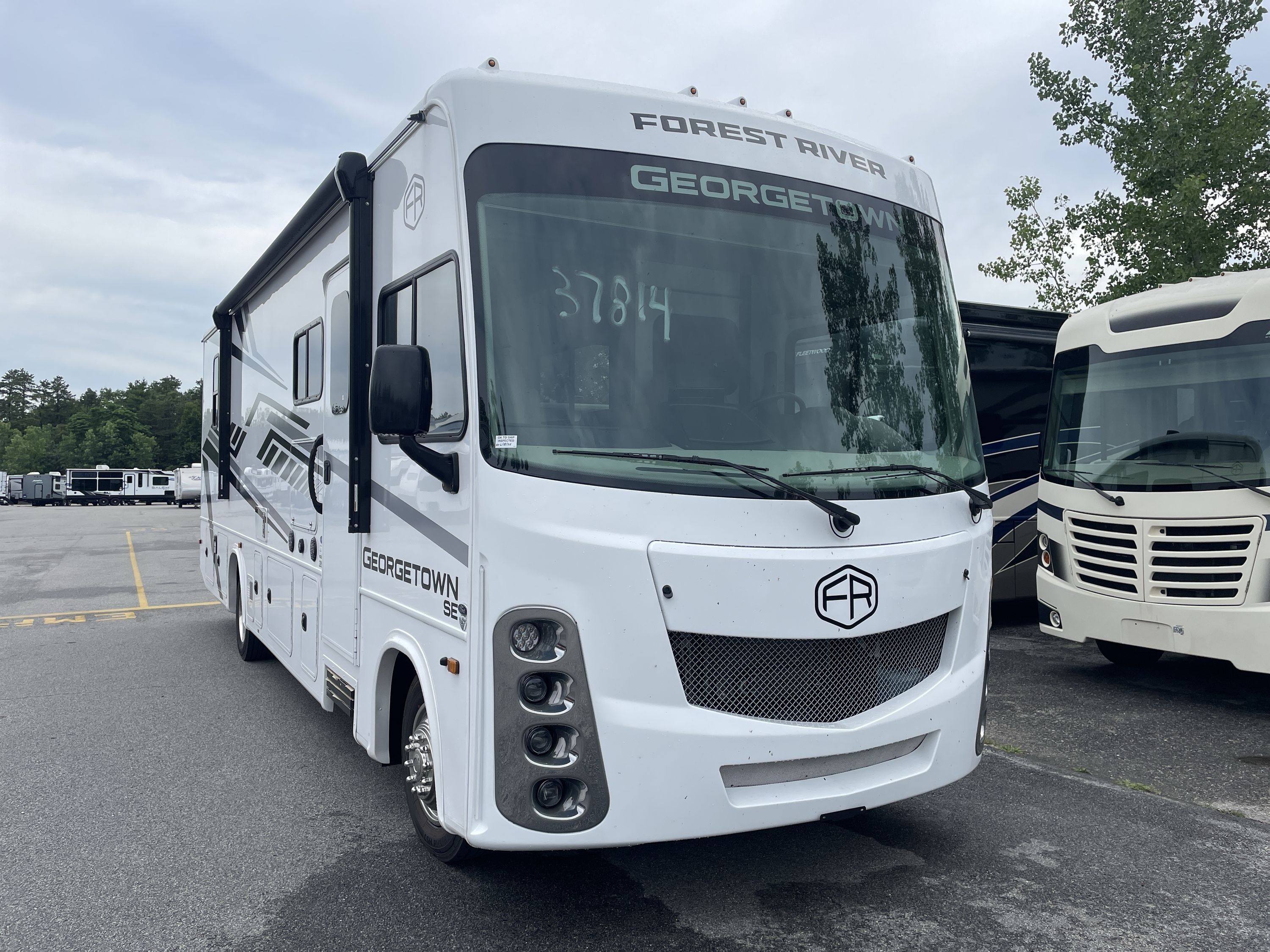 2026 Forest River GEORGETOWN 3 SERIES 29S3F in uxbridge MA