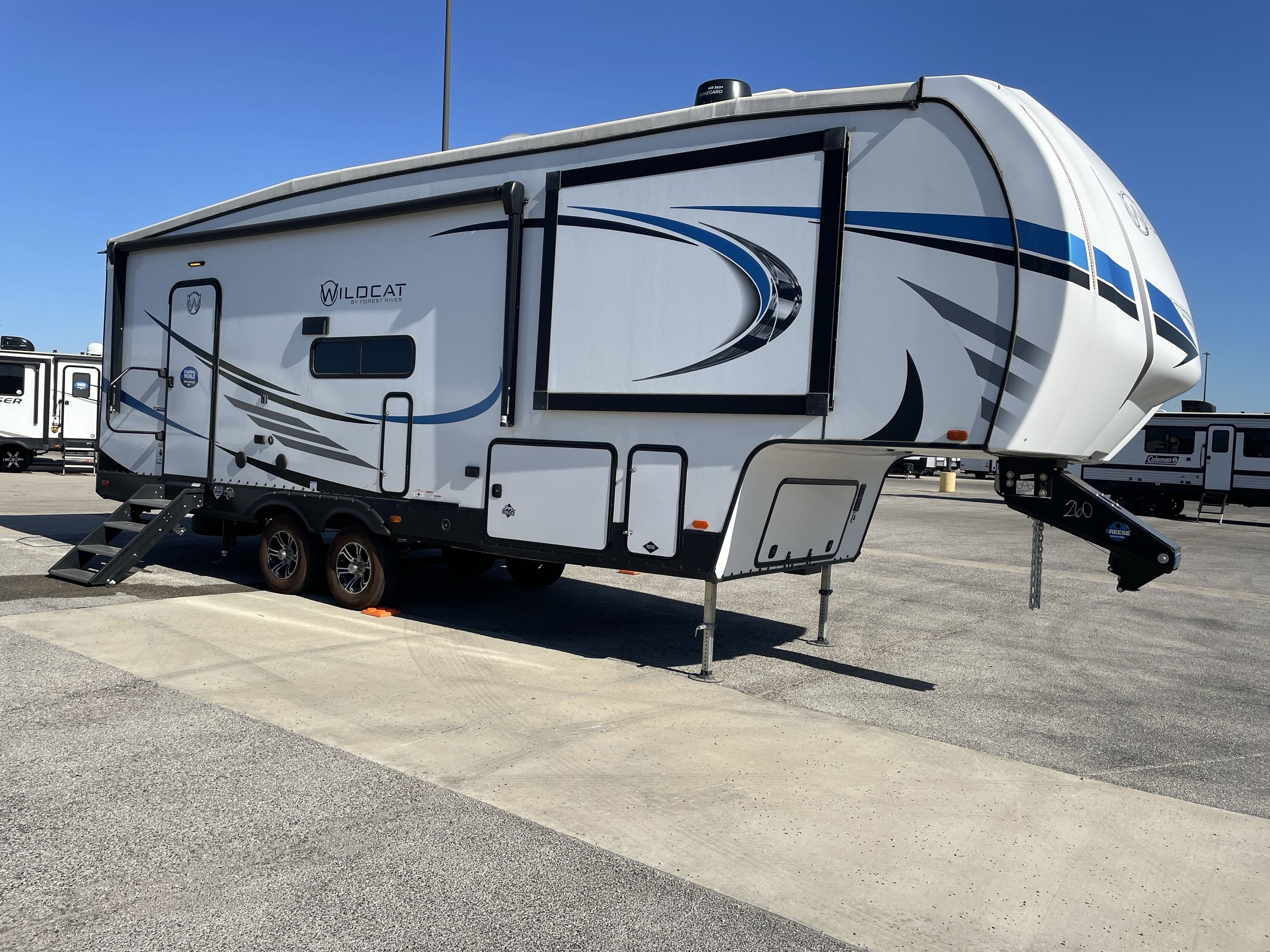 2022 Forest River WILDCAT 260RD in alvarado TX