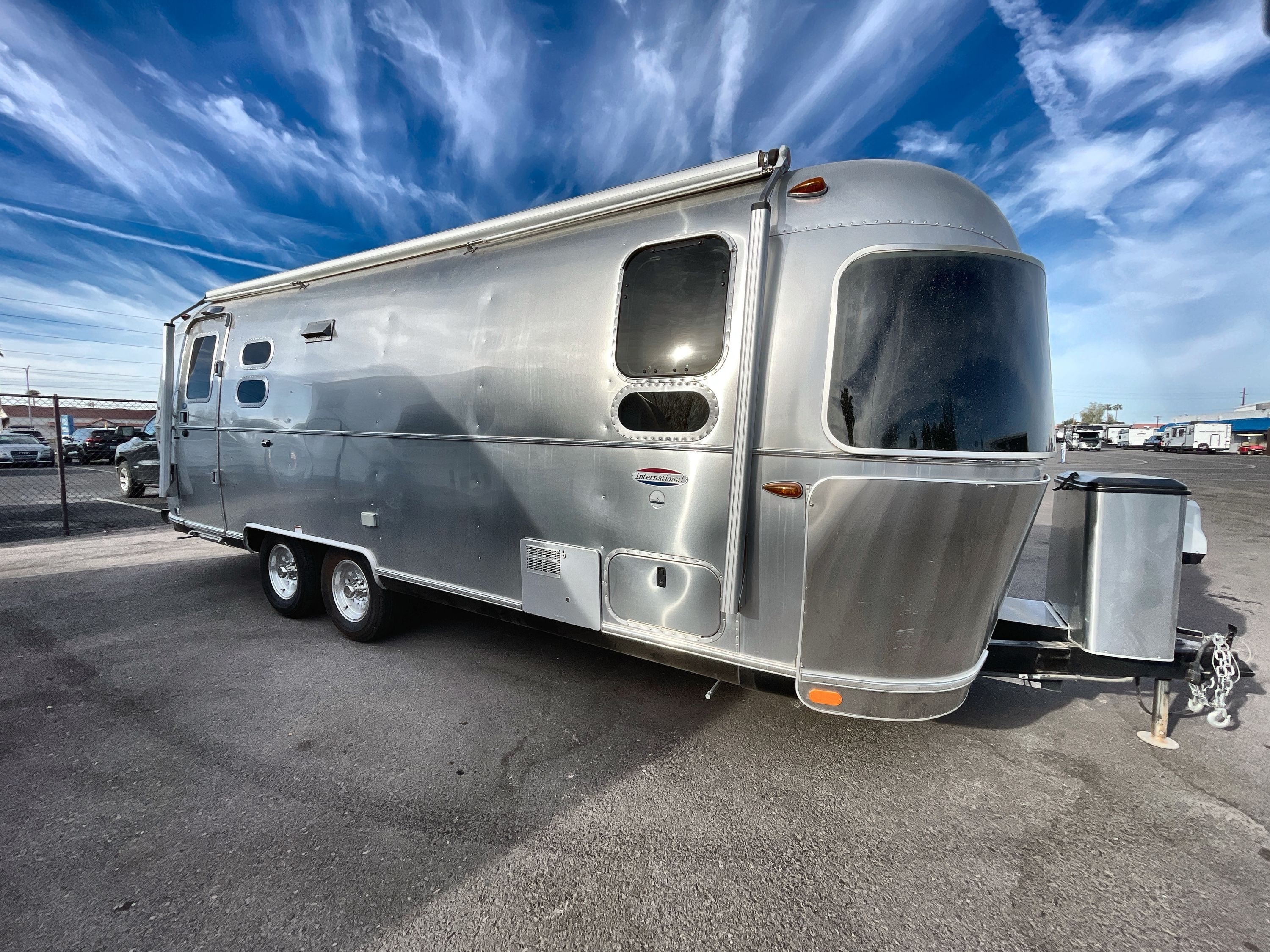 2019 Airstream INTERNATIONAL SERENITY 25FB TWIN in wheat ridge CO