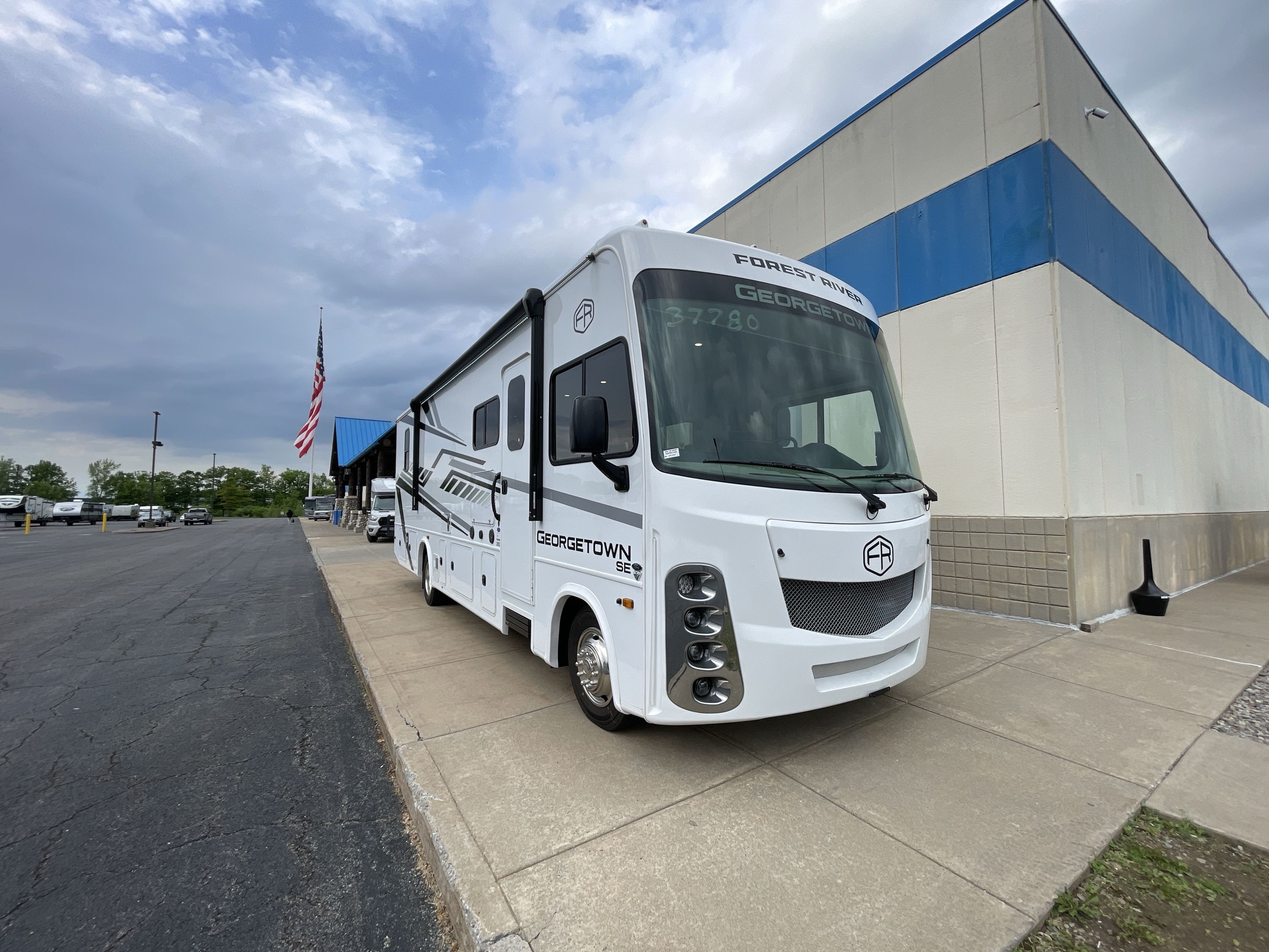 2026 Forest River GEORGETOWN 3 SERIES 29S3F in cicero NY