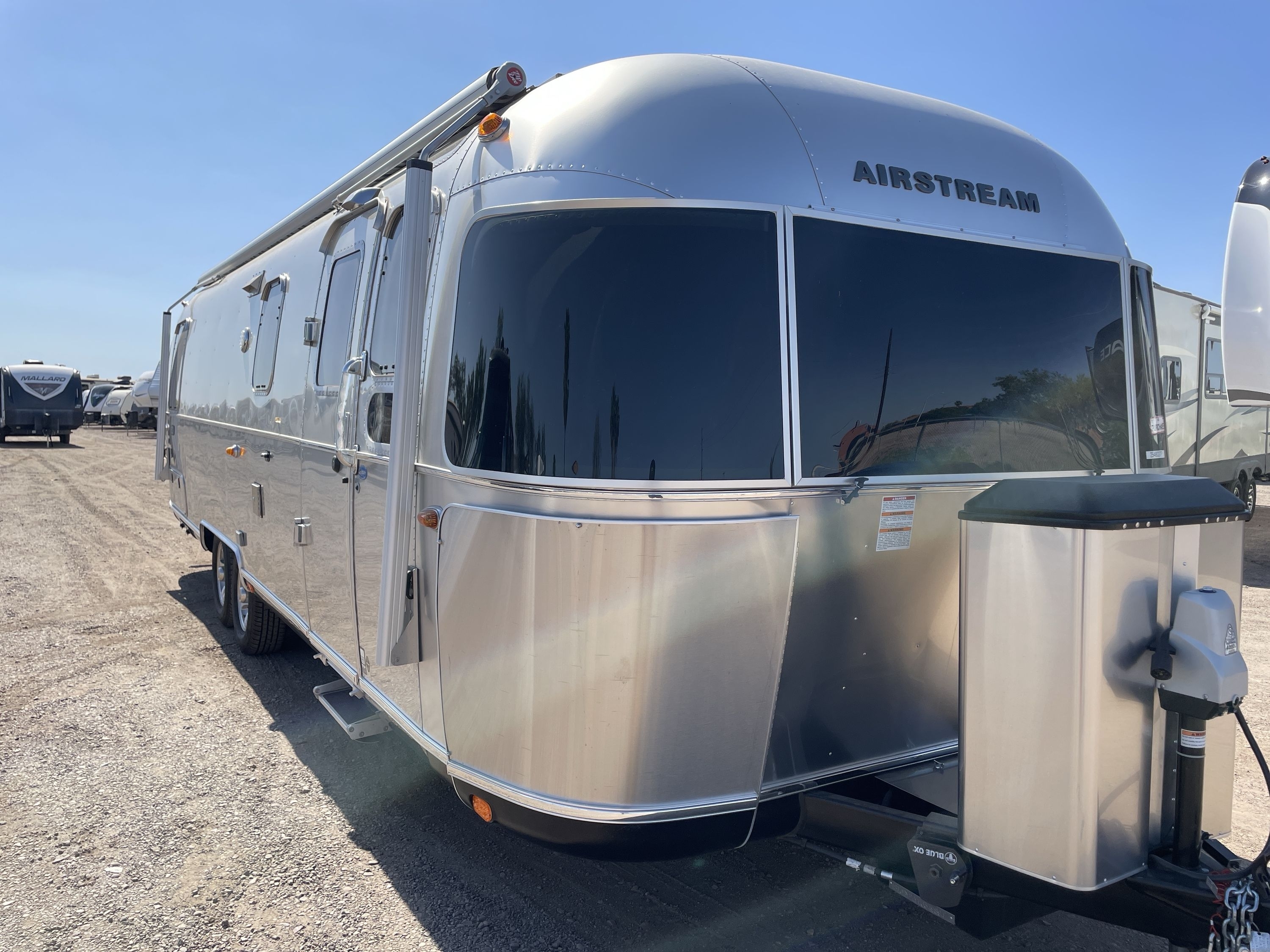 2020 Airstream CLASSIC 30RB TWIN in avondale AZ