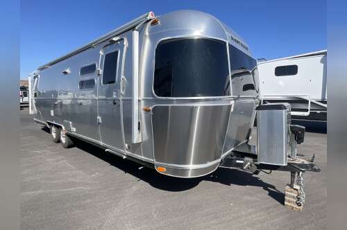 2018 Airstream INTERNATIONAL SIGNATURE 30RB TWIN in st. george UT