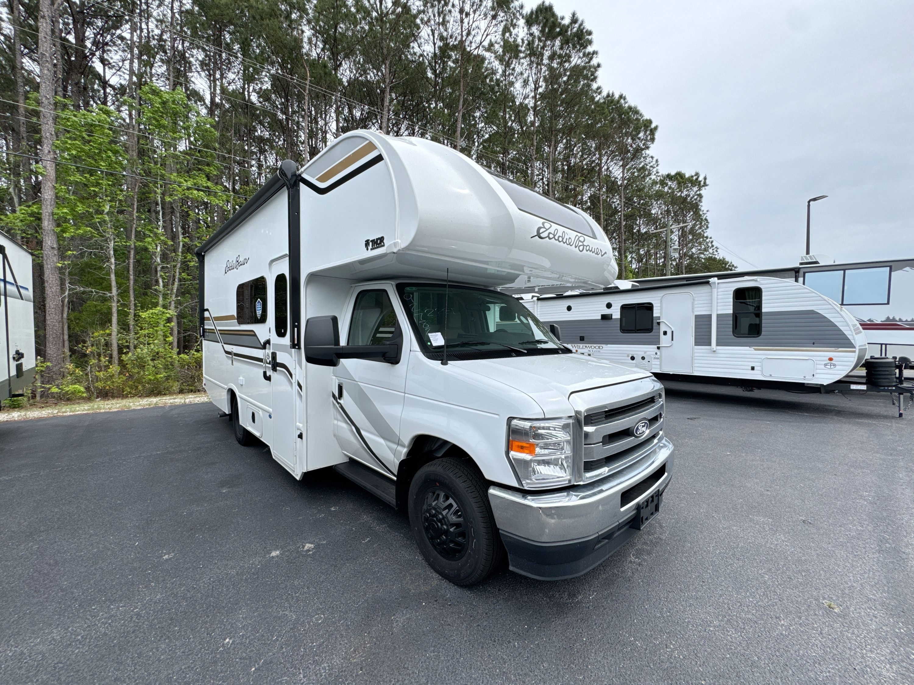 2027 Thor EDDIE BAUER 22EDF in ridgeland SC